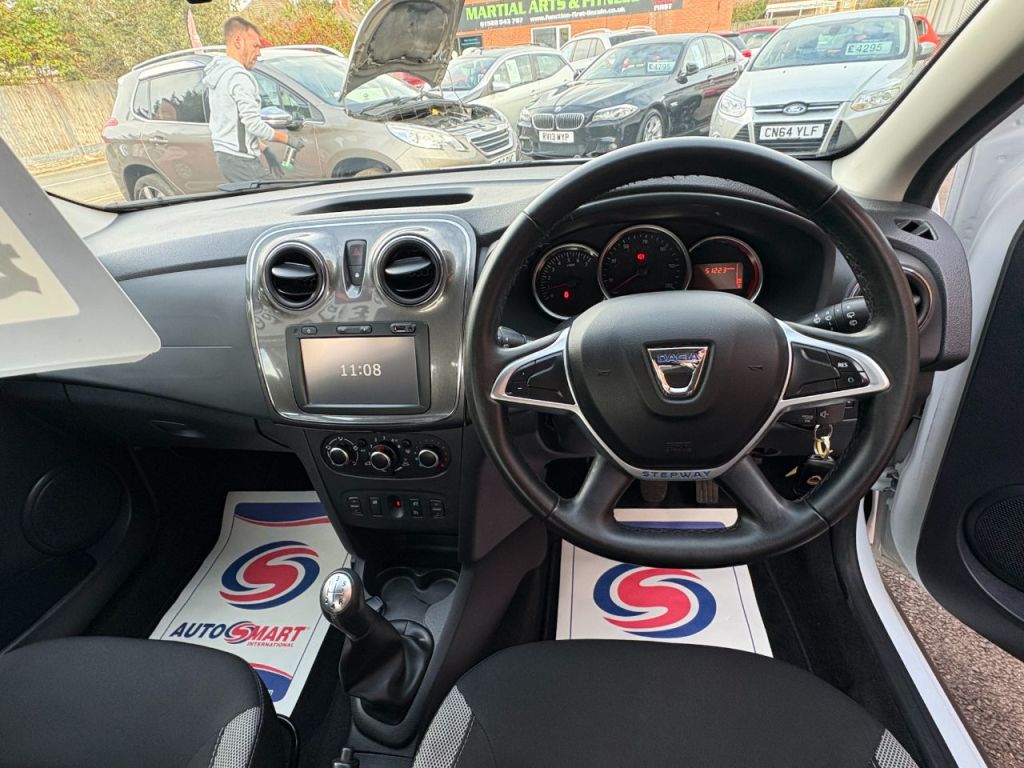 Used Dacia Sandero Stepway 2018 for sale - 76118314: Photo 8