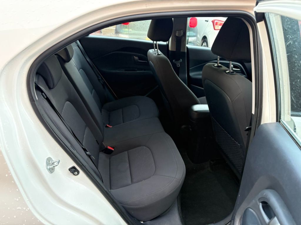 Used Kia Rio 2014 for sale - 76830479: Photo 9