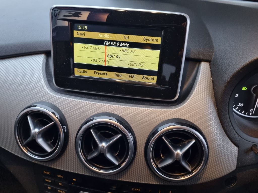 Used Mercedes-Benz B Class 2012 for sale - 77138792: Photo 10