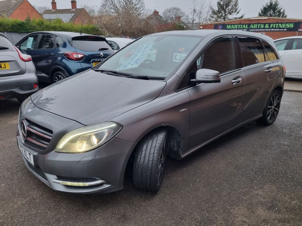 Used Mercedes-Benz B Class 2012 for sale - 77138792: Photo 5