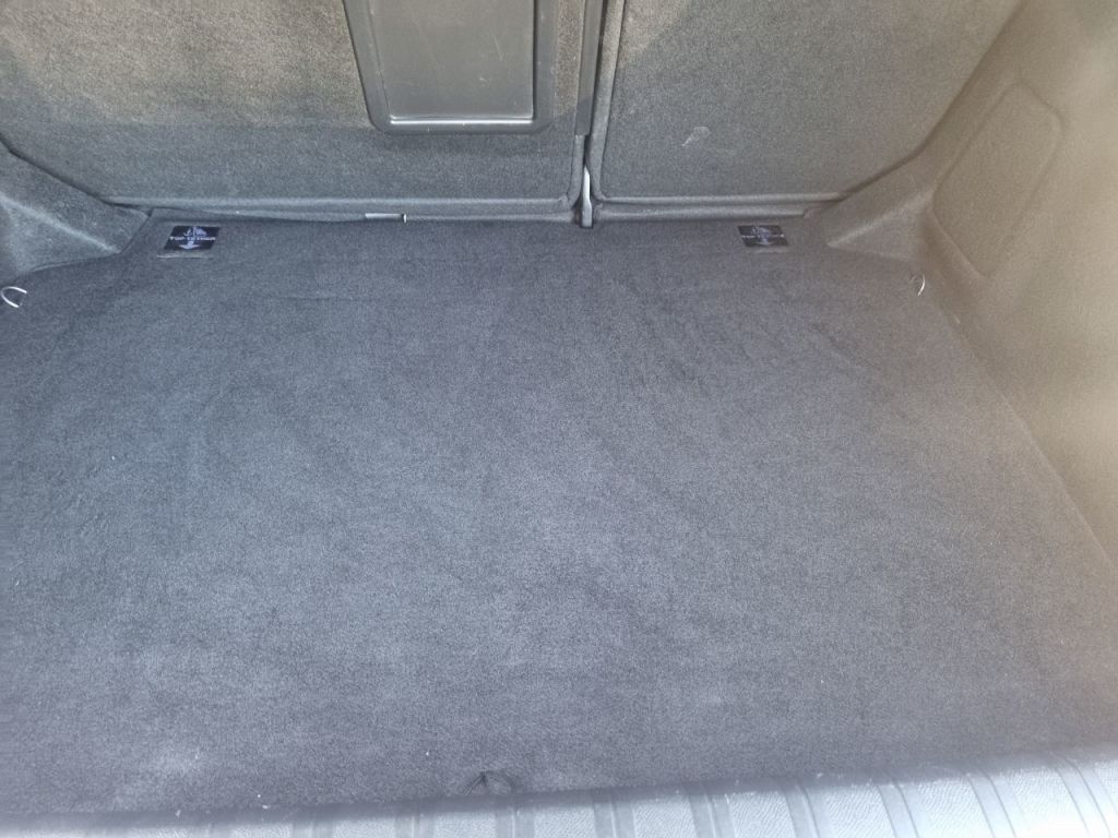 Used Peugeot 308 2016 for sale - 77945870: Photo 18