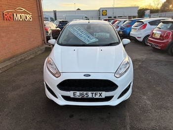 Used Ford Fiesta 2015 for sale - 76546074: Photo