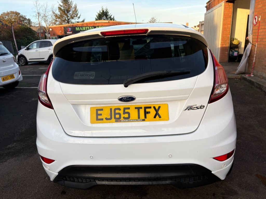 Used Ford Fiesta 2015 for sale - 76546074: Photo 5