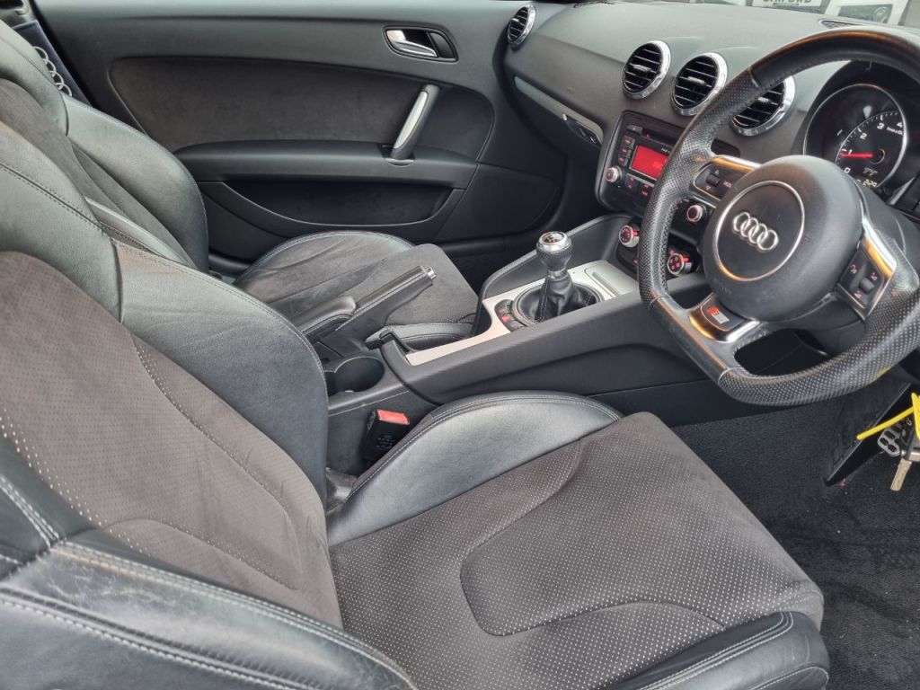 Used Audi TT 2012 for sale - 76949523: Photo 6