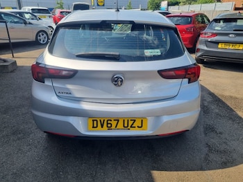 Used Vauxhall Astra 2017 for sale - 78737079: Photo