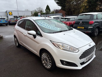 Used Ford Fiesta 2015 for sale - 76508791: Photo