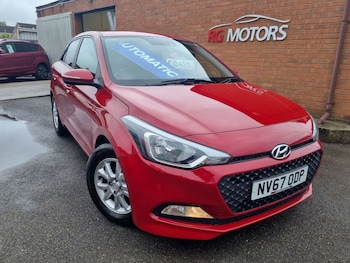 Used Hyundai i20 2018 for sale - 78556600: Photo