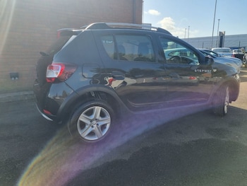 Used Dacia Sandero Stepway 2014 for sale - 78223120: Photo