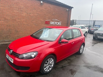 2009 - 1.4 TSI SE Red 5dr Hatch
