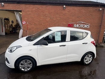Used Hyundai i10 2016 for sale - 76205844: Photo