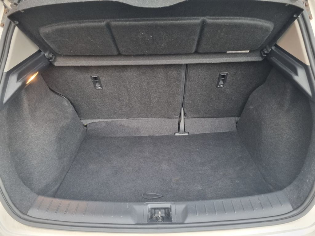 Used Nissan Pulsar 2016 for sale - 77258687: Photo 14