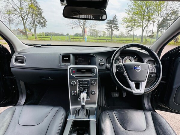 Used Volvo V60 for sale - 74455205: Photo 21