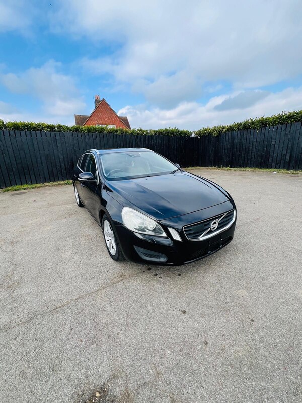 Used Volvo V60 for sale - 74455205: Photo 4