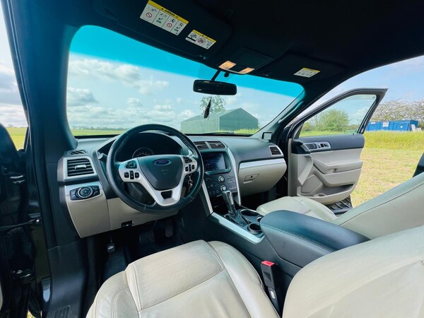 Used Ford Explorer 2024 for sale - 74967235: Photo 11