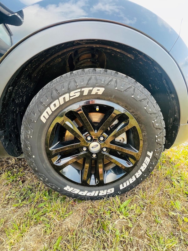 Used Ford Explorer 2024 for sale - 74967235: Photo 15