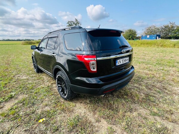 Used Ford Explorer 2024 for sale - 74967235: Photo 3