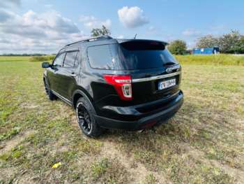 Used Ford Explorer  for sale - 74967235: Photo