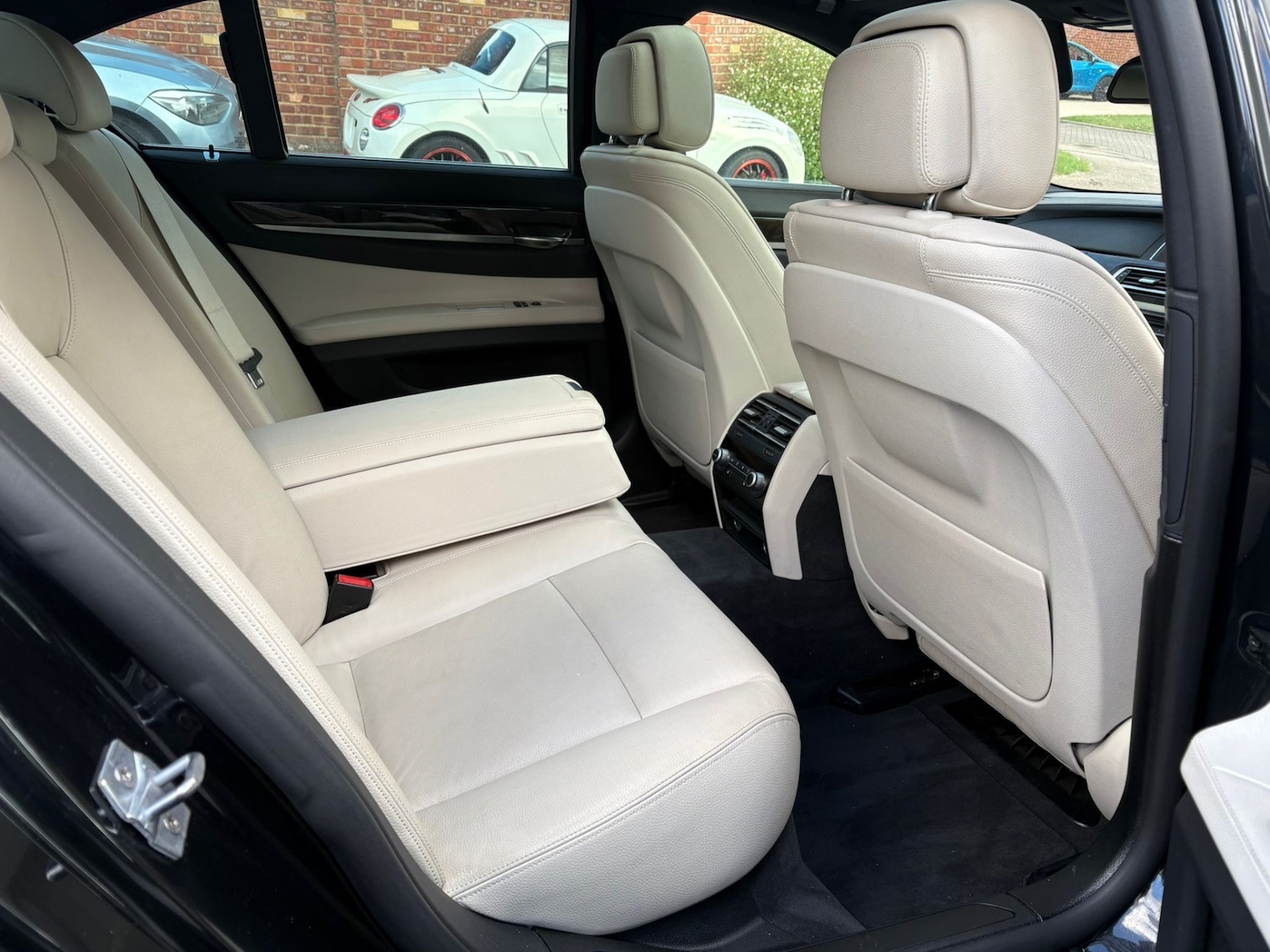 Used BMW 7 Series 2025 for sale - 76022686: Photo 25