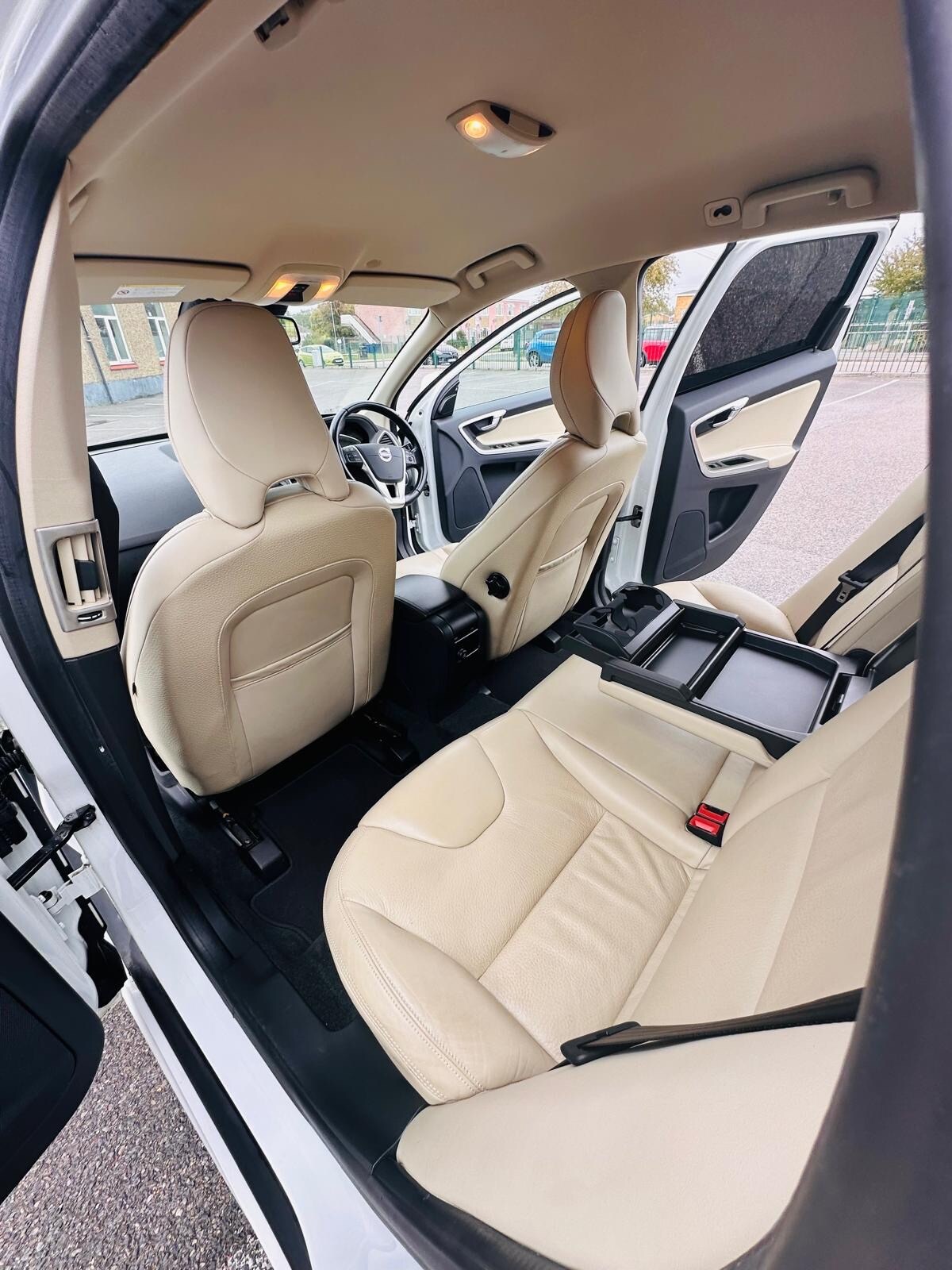 Used Volvo XC60 2014 for sale - 76022621: Photo 12