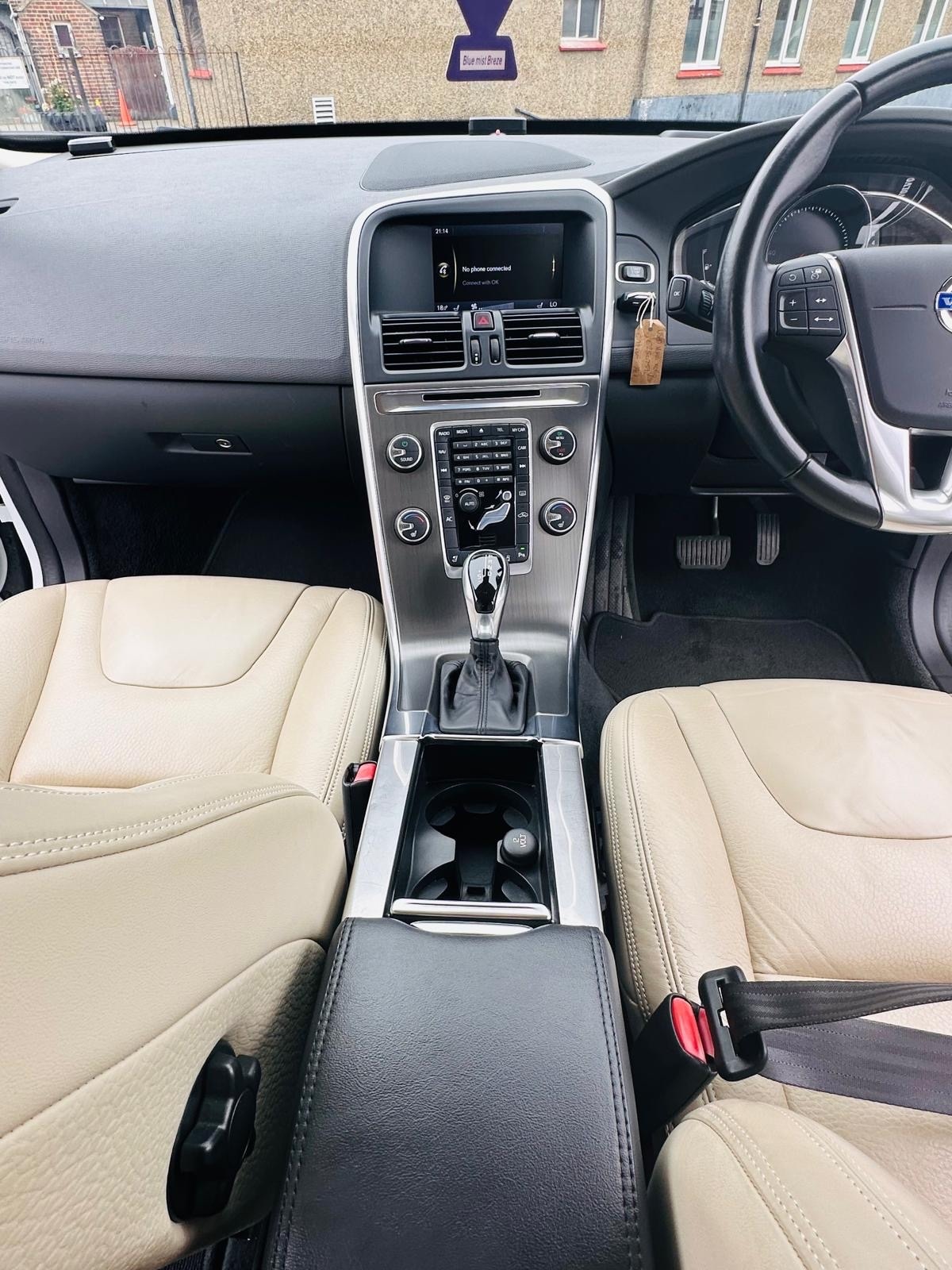 Used Volvo XC60 2014 for sale - 76022621: Photo 24