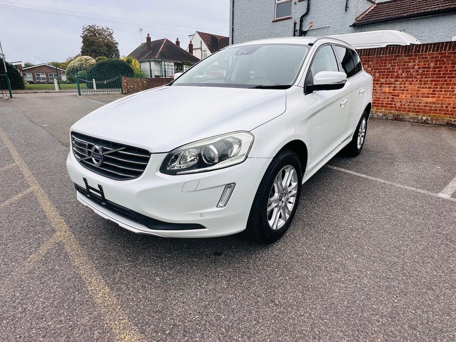 Used Volvo XC60 2014 for sale - 76022621: Photo 5