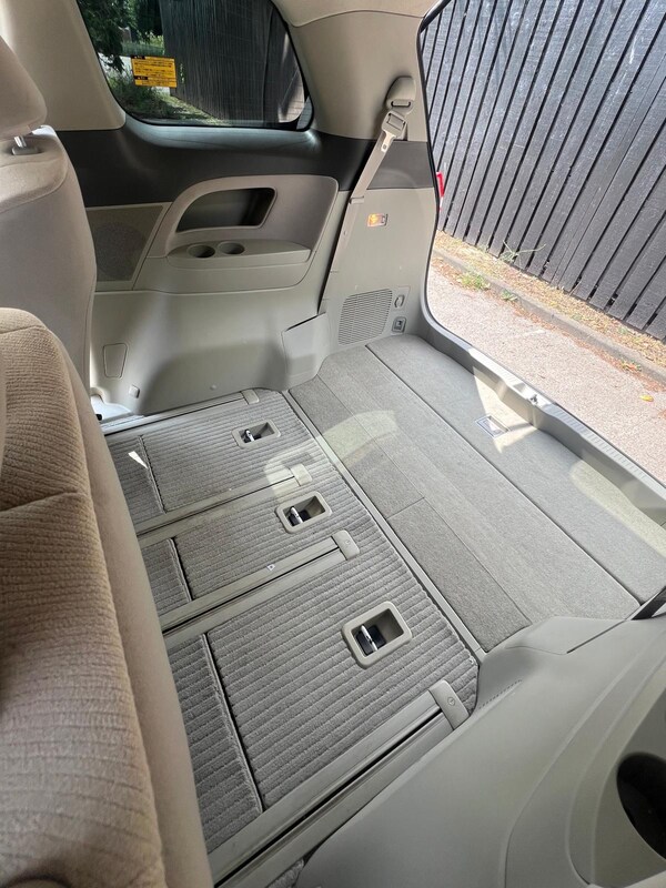 Used Toyota Estima for sale - 74967545: Photo 16