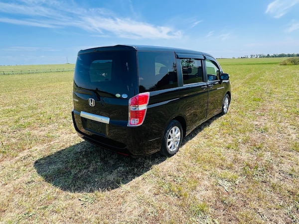 Used Honda Stepwagon for sale - 74967084: Photo 6