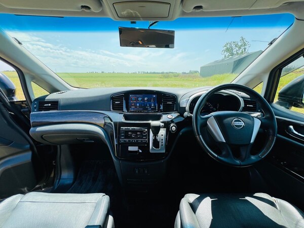 Used Nissan Elgrand for sale - 74967079: Photo 11