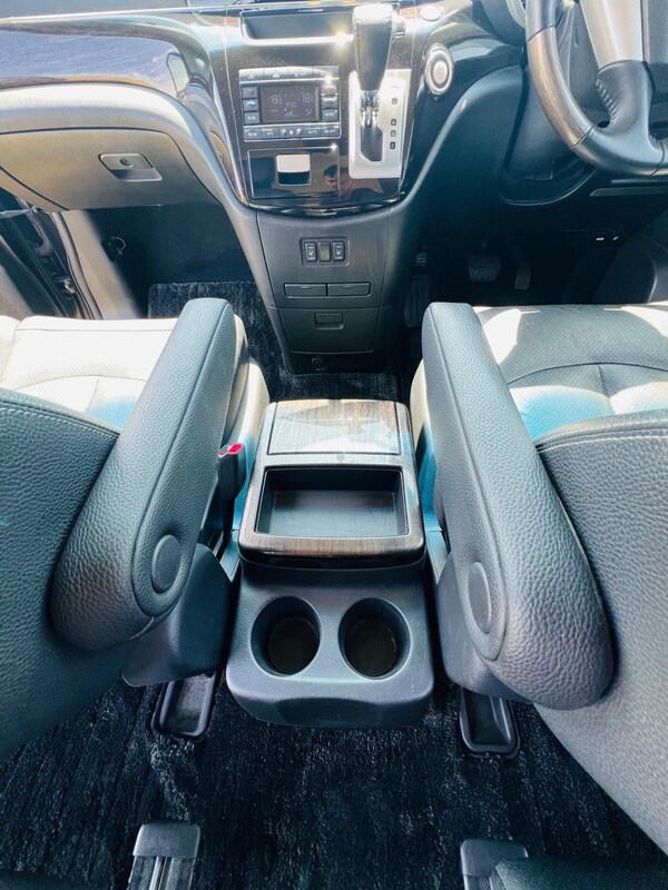 Used Nissan Elgrand for sale - 74967079: Photo 13