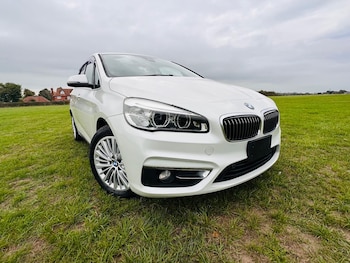 Used BMW 2 Series 2016 for sale - 76022624: Photo