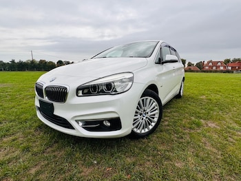 Used BMW 2 Series 2016 for sale - 76022624: Photo