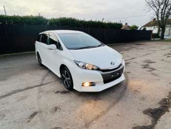 Used Toyota Wish 2013 for sale - 73986624: Photo