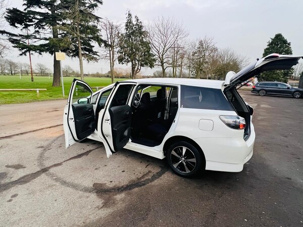 Used Toyota Wish 2025 for sale - 73986624: Photo 8