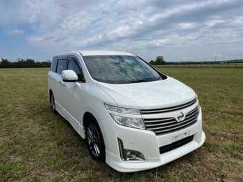 Used Nissan Elgrand 2013 for sale - 74967077: Photo