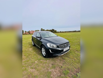Used Volvo XC60 2014 for sale - 76022611: Photo