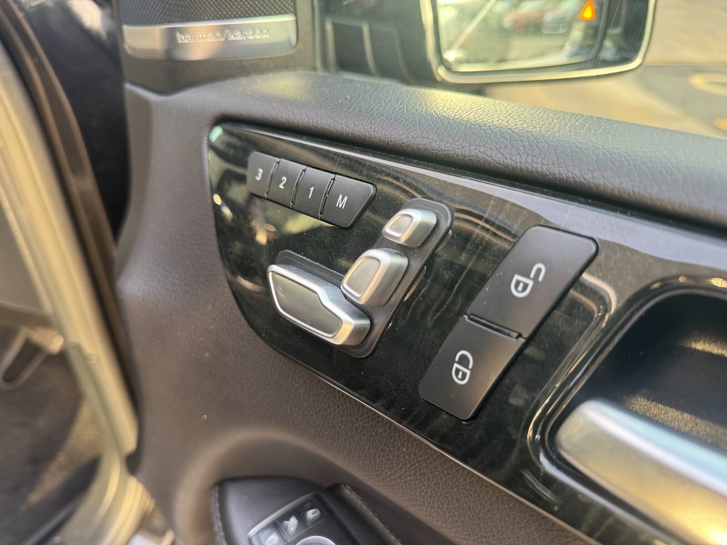 Used Mercedes-Benz GLS 2016 for sale - 77122601: Photo 30