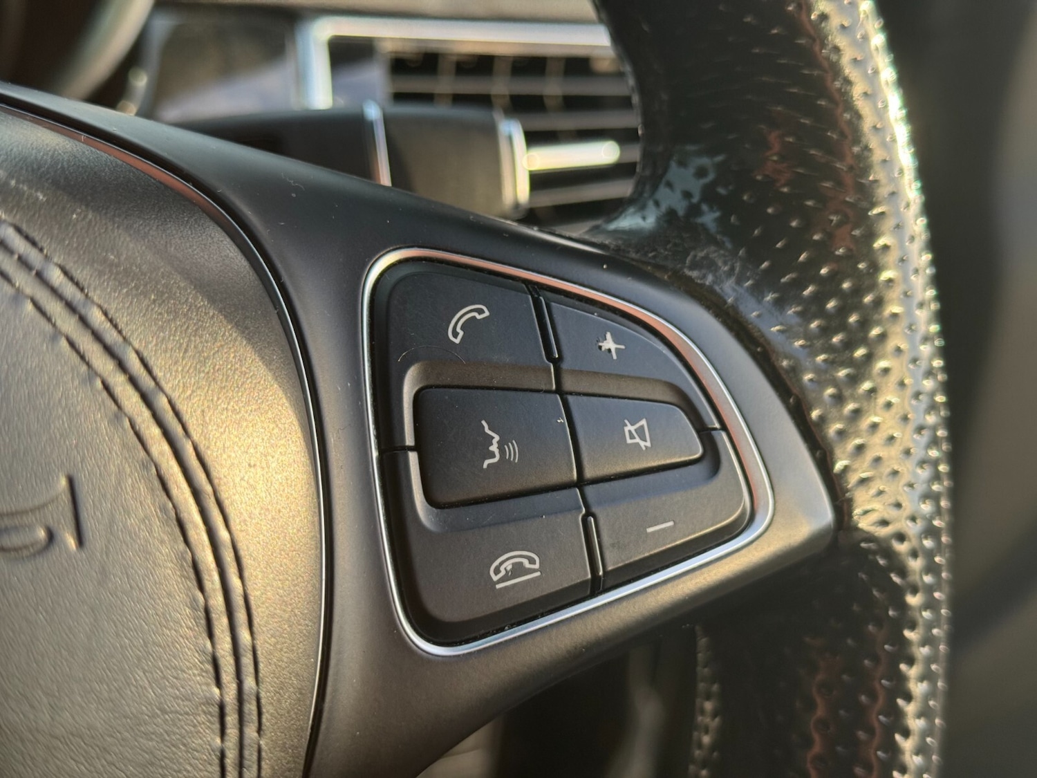 Used Mercedes-Benz GLS 2016 for sale - 77122601: Photo 36