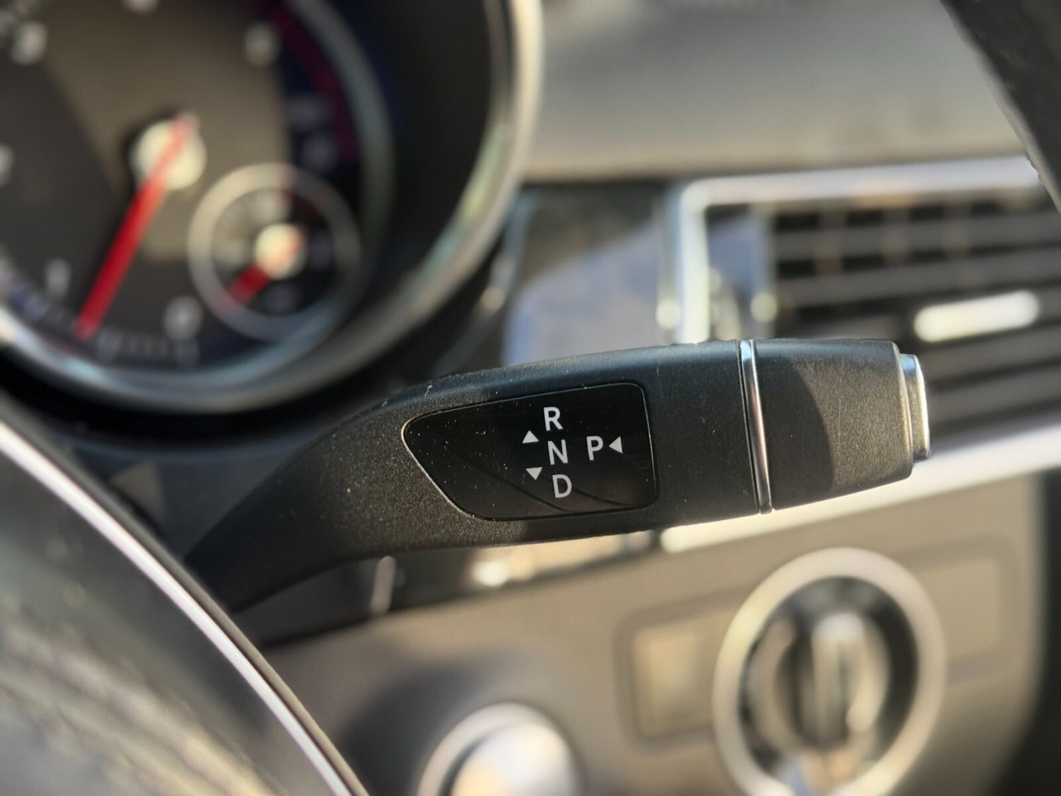 Used Mercedes-Benz GLS 2016 for sale - 77122601: Photo 37