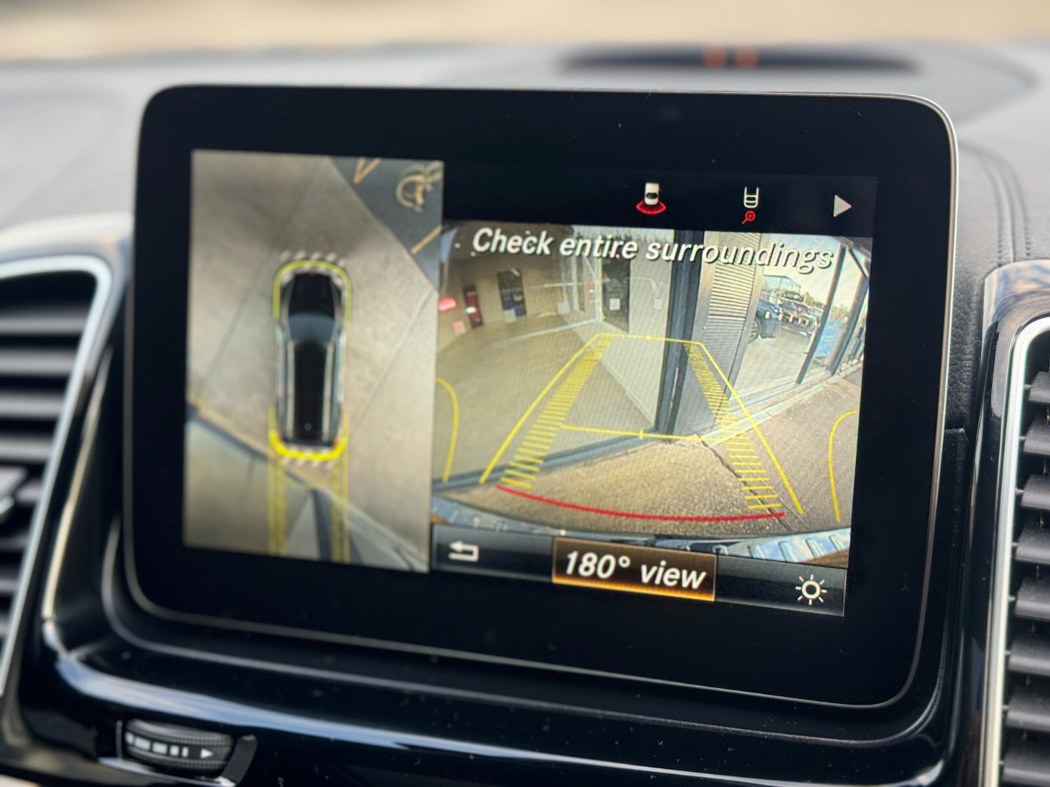 Used Mercedes-Benz GLS 2016 for sale - 77122601: Photo 6