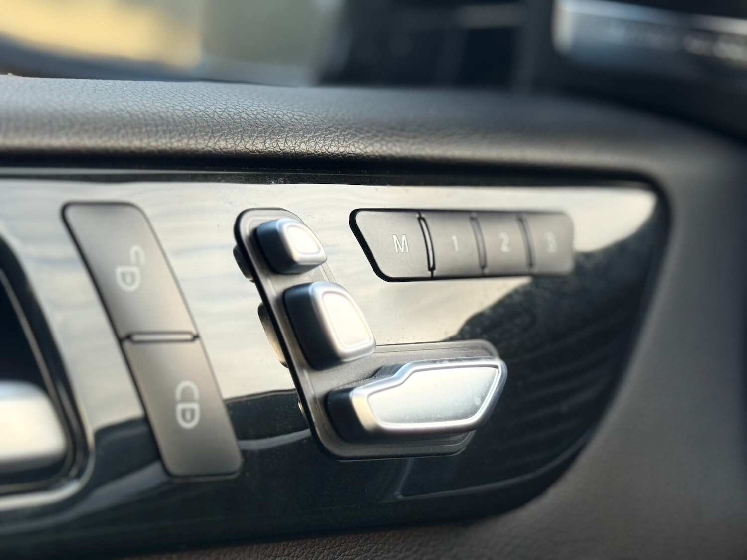 Used Mercedes-Benz GLS 2016 for sale - 77122601: Photo 60