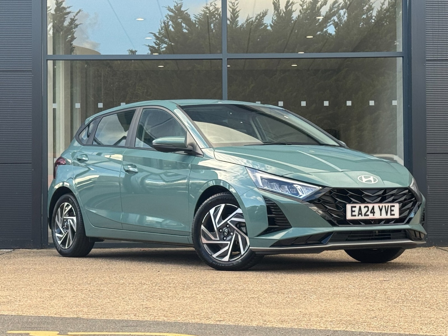 Used Hyundai i20 2024 for sale - 76350863: Photo 1