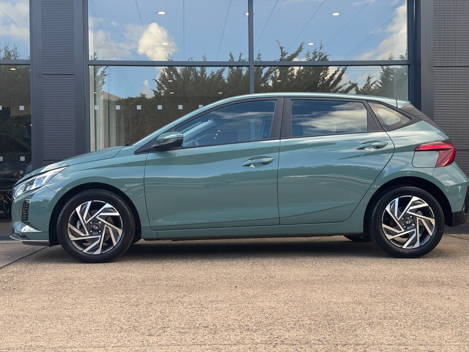 Used Hyundai i20 2024 for sale - 76350863: Photo 11