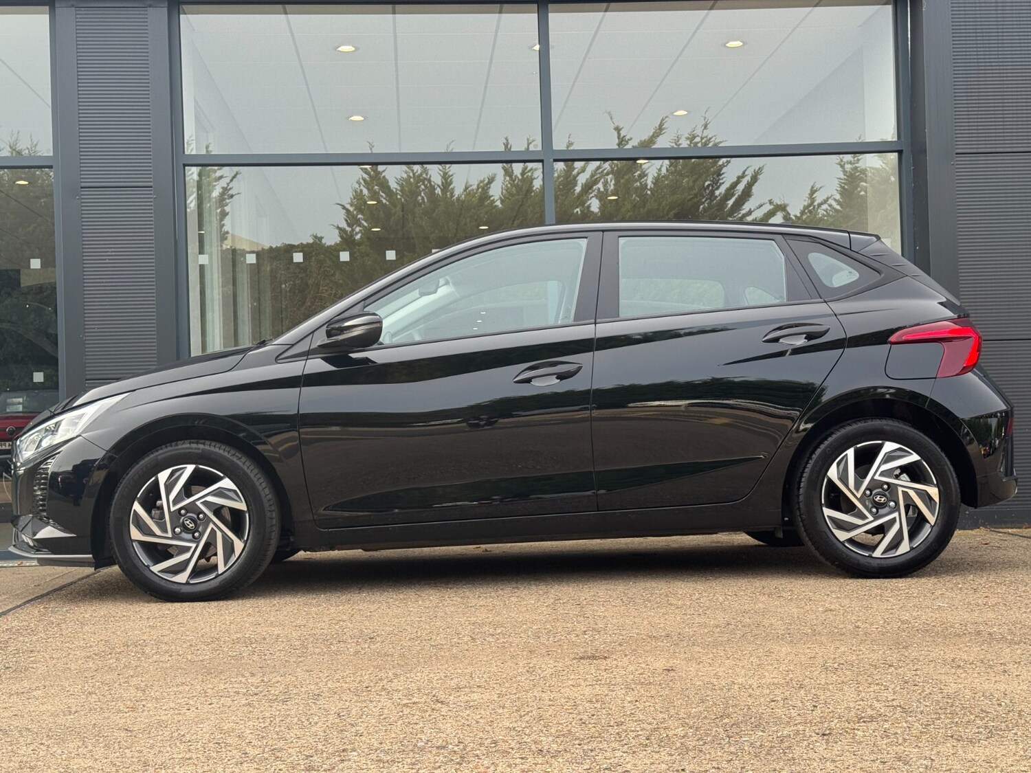 Used Hyundai i20 2024 for sale - 76350833: Photo 11