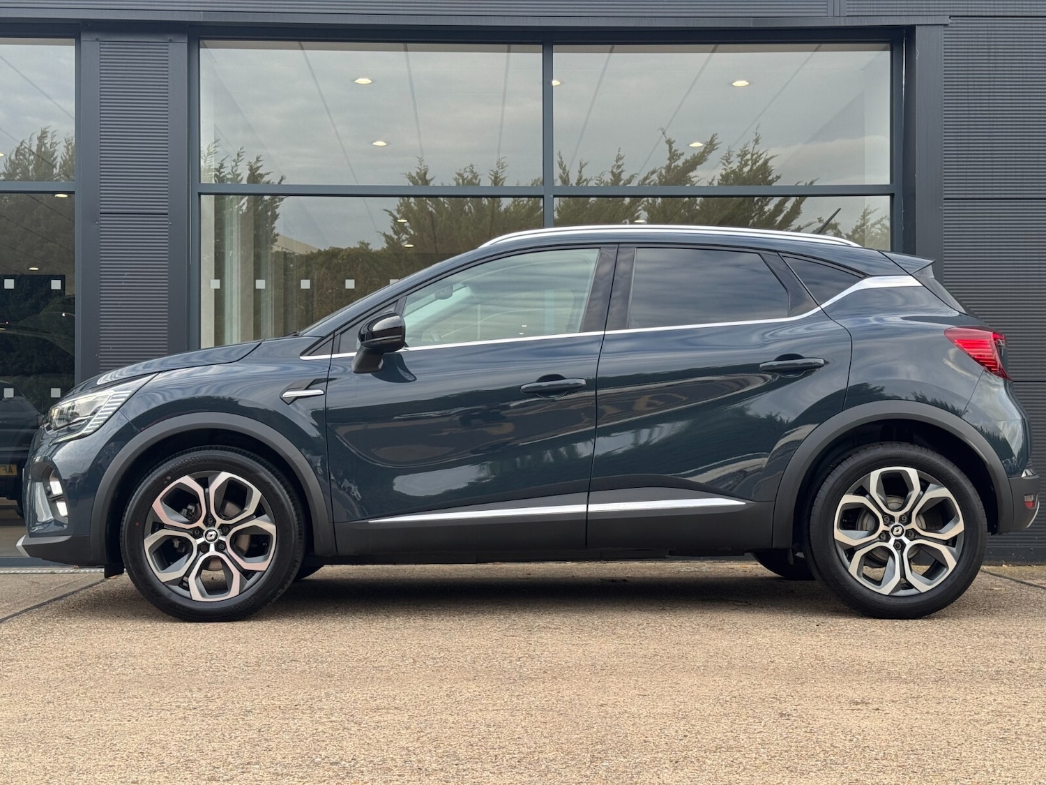 Used Renault Captur 2022 for sale - 76410582: Photo 11