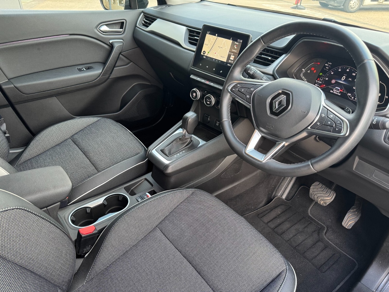 Used Renault Captur 2022 for sale - 76410582: Photo 27