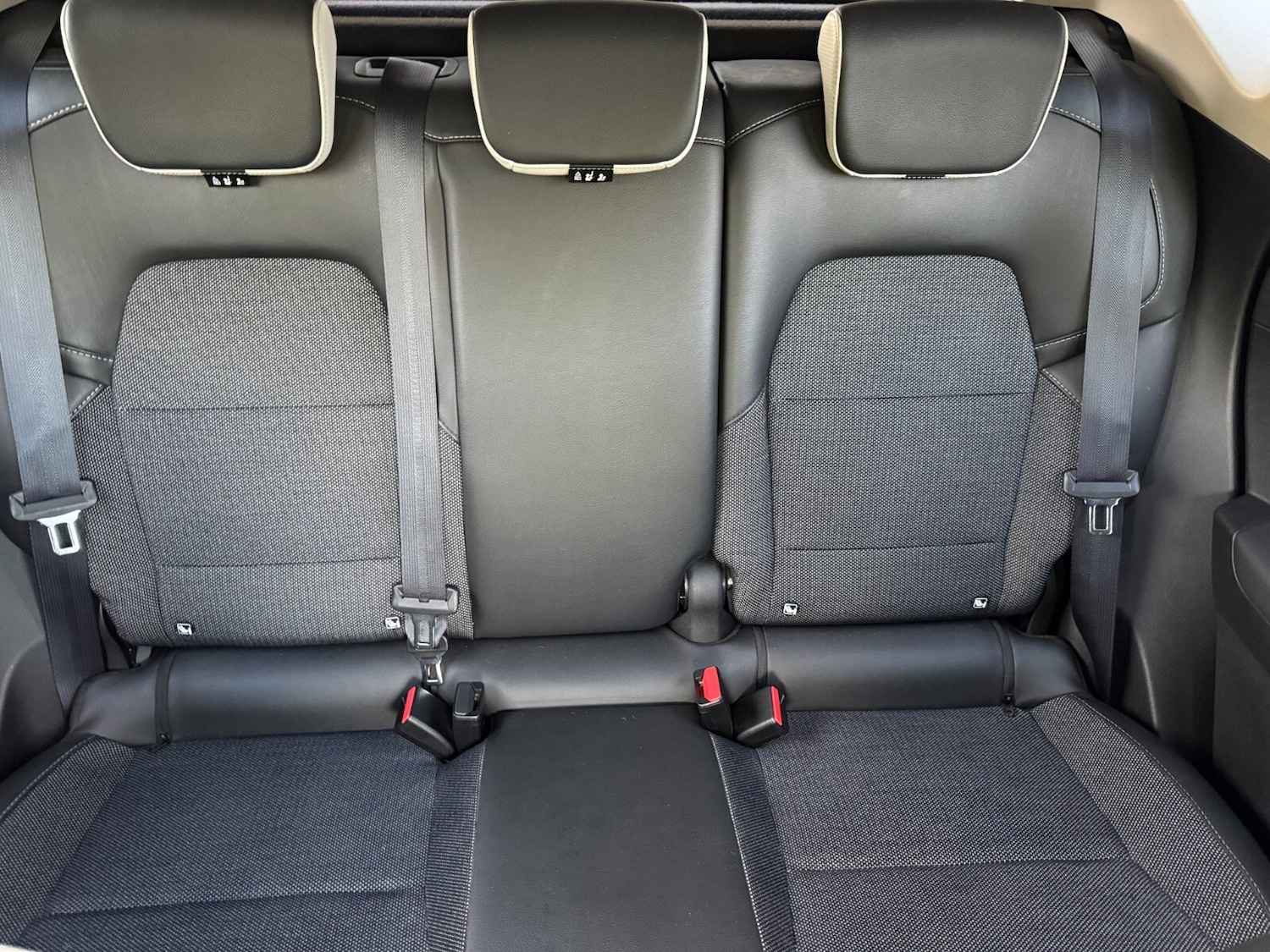 Used Renault Captur 2022 for sale - 76410582: Photo 43