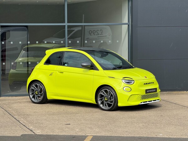 Used Abarth 500 2023 for sale - 75354827: Photo 24