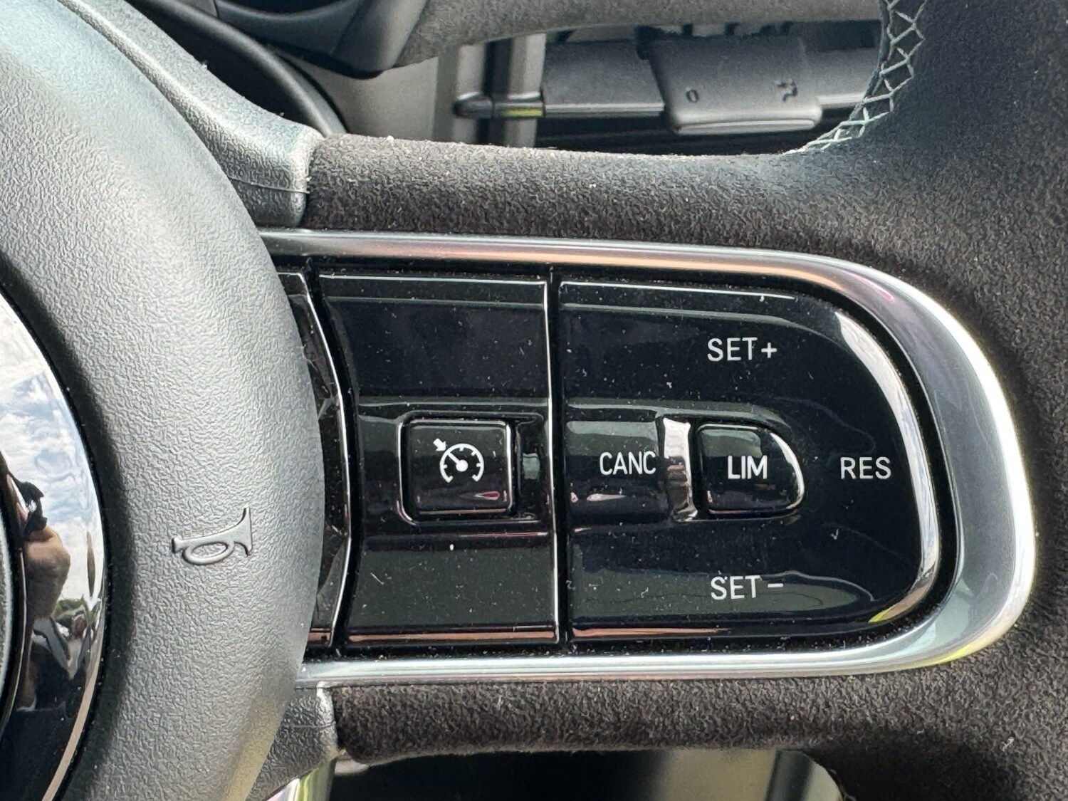 Vehicle 33