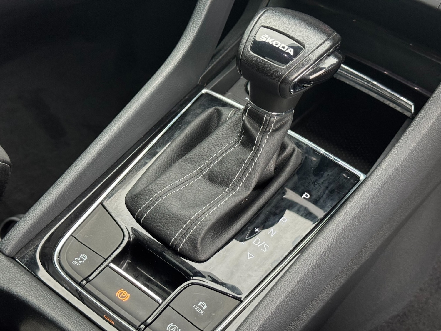 Used Skoda Karoq 2023 for sale - 76428309: Photo 43