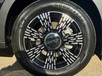 Used Fiat 600 2025 for sale - 77193563: Photo